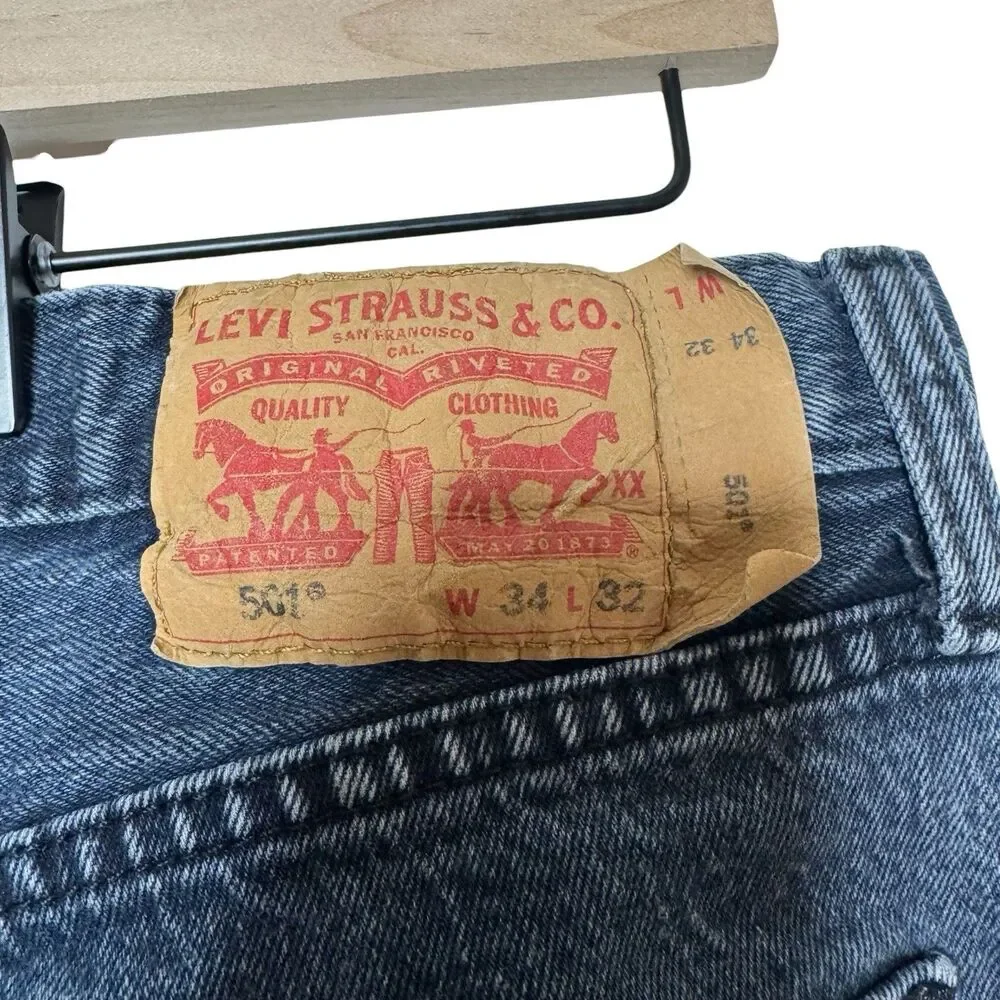 Levi's‎ 501 Jeans Mens 34x32 Black Faded Button Fly Original Fit Straight Denim